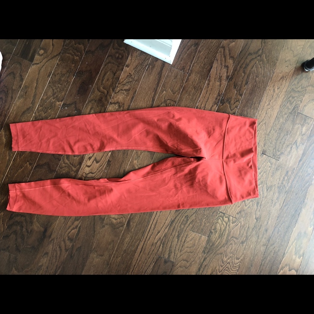Wunder under luxtreme tight sz 6